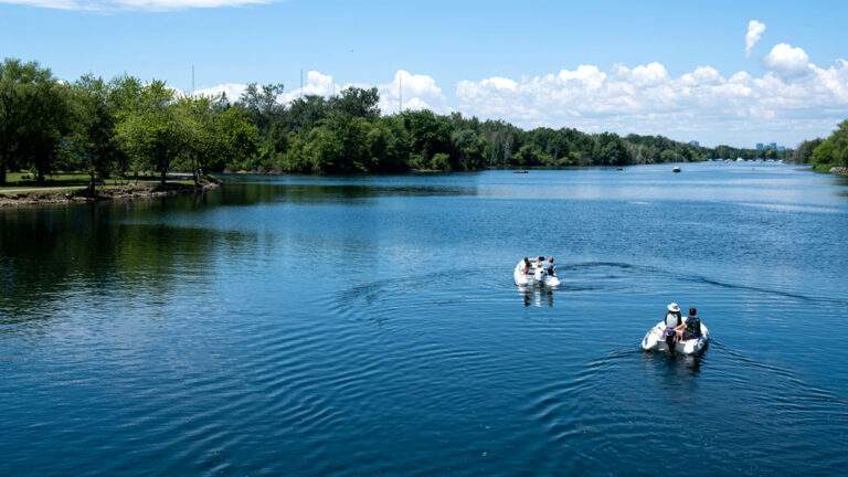 Canoeing trip of the Toronto Islands
