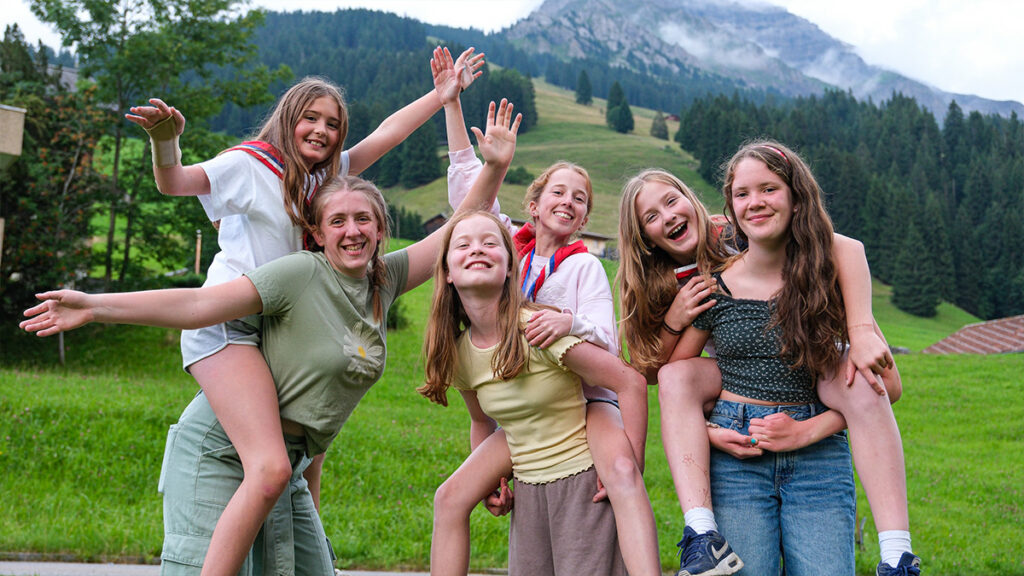Hexham guides posing for a photo in Adelboden